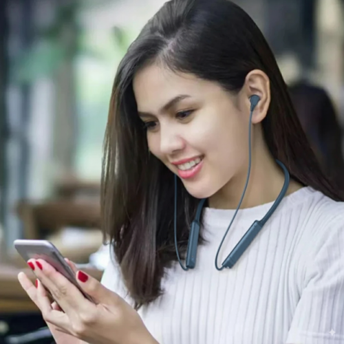 Generated_Image_September_21_2025_-_10_57PM_293a0484-055b-47e3-b2c7-be69fb1d16ae Écouteurs Sans Fil Magiques de Sport - iRange MONSTER